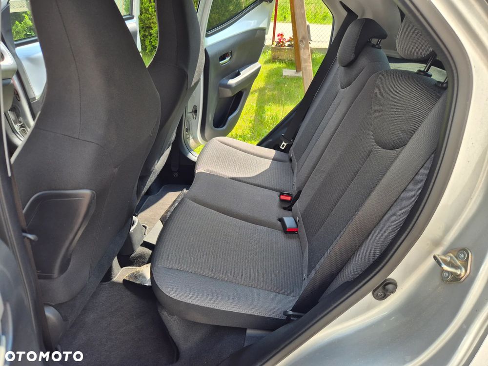Toyota Aygo x-play - 29