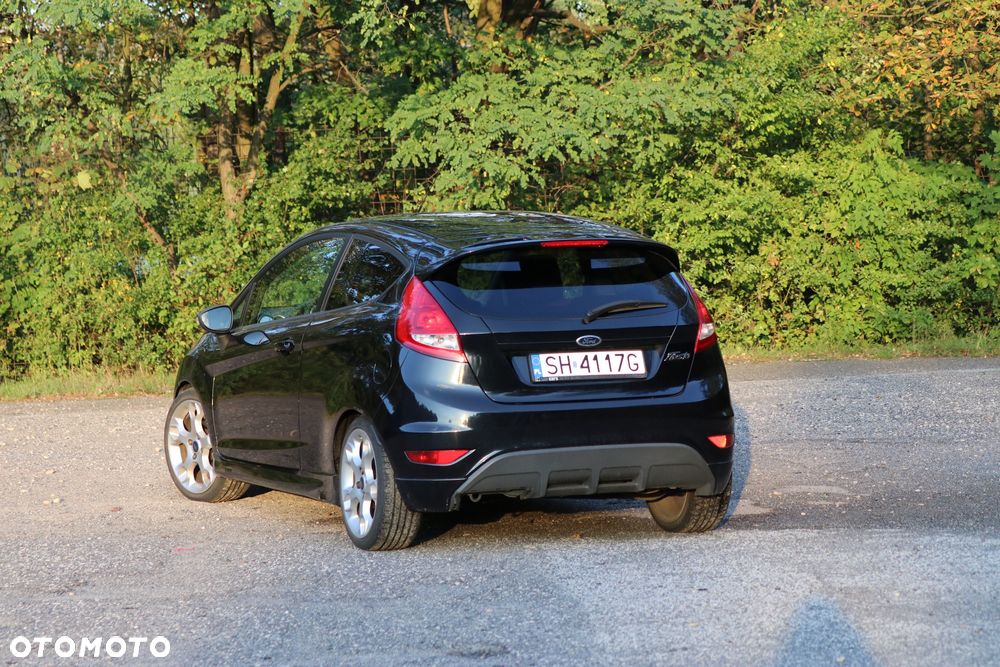 Ford Fiesta - 3