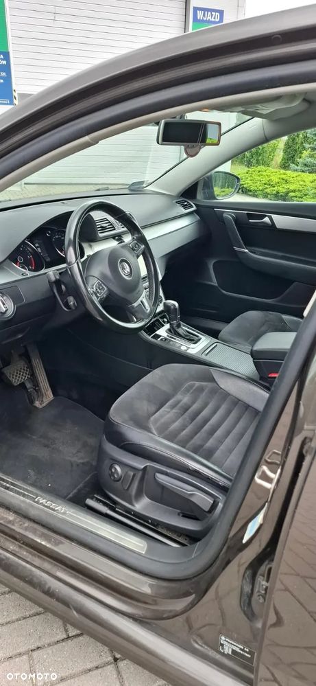 Volkswagen Passat 2.0 TDI Perfectline R-Style DSG - 3