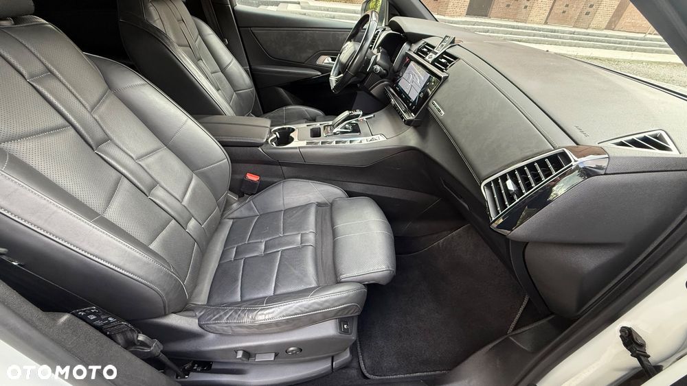 DS Automobiles DS 7 Crossback 1.6 E-Tense 4x4 Louvre - 23