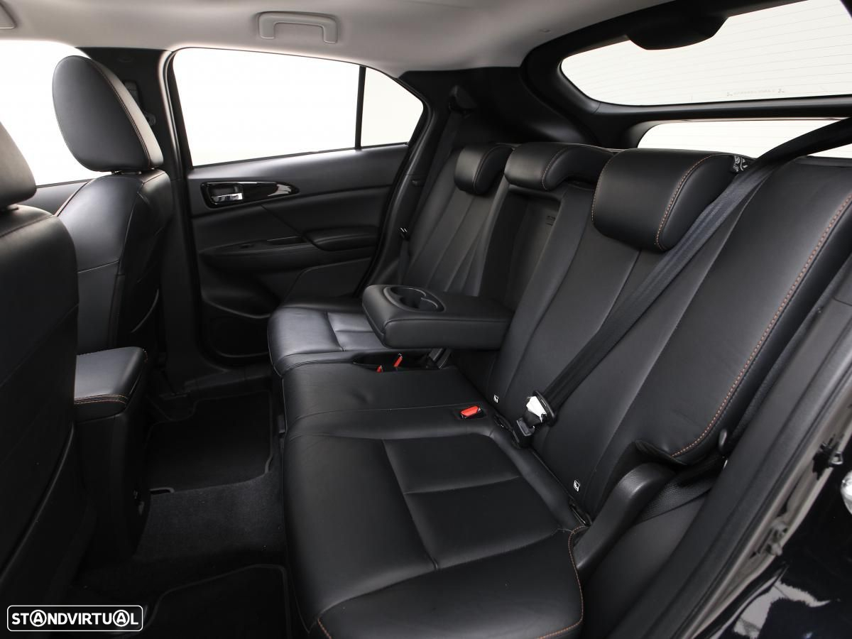 Mitsubishi Eclipse Cross - 11