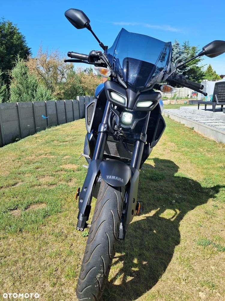 Yamaha MT - 3