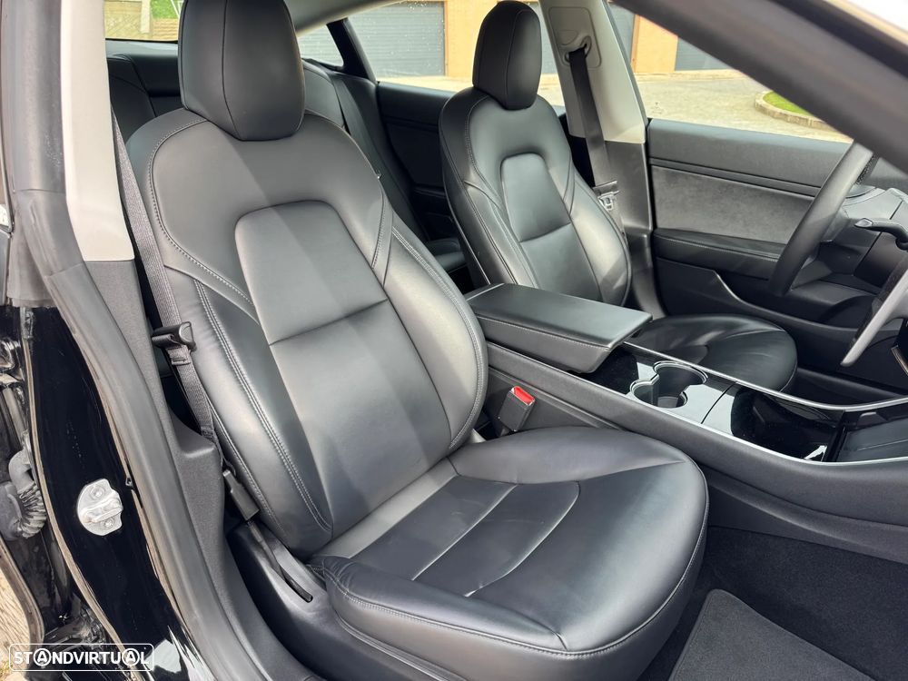Tesla Model 3 Standard Range Plus RWD - 3