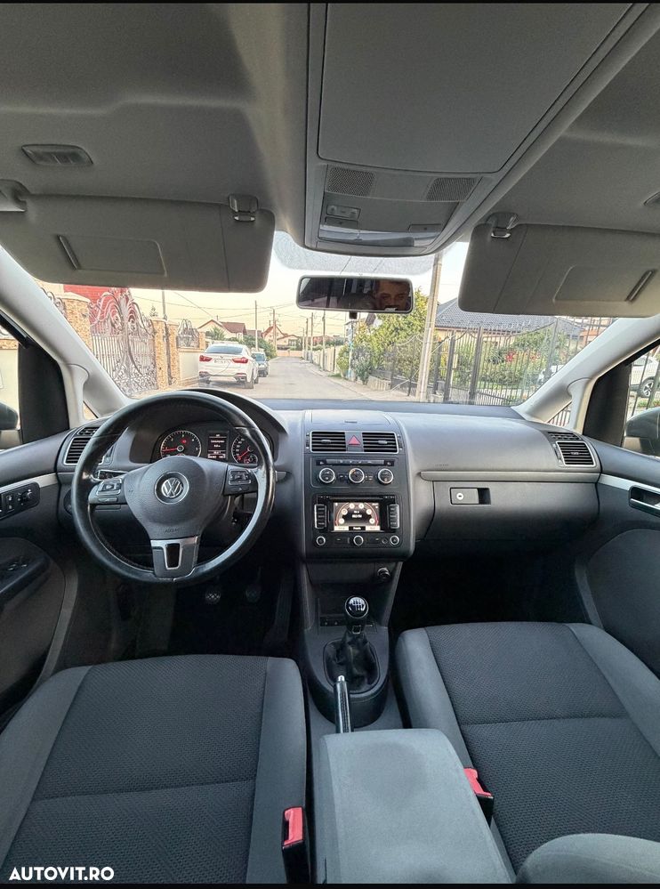 Volkswagen Touran 1.6 TDI DPF Trendline - 12