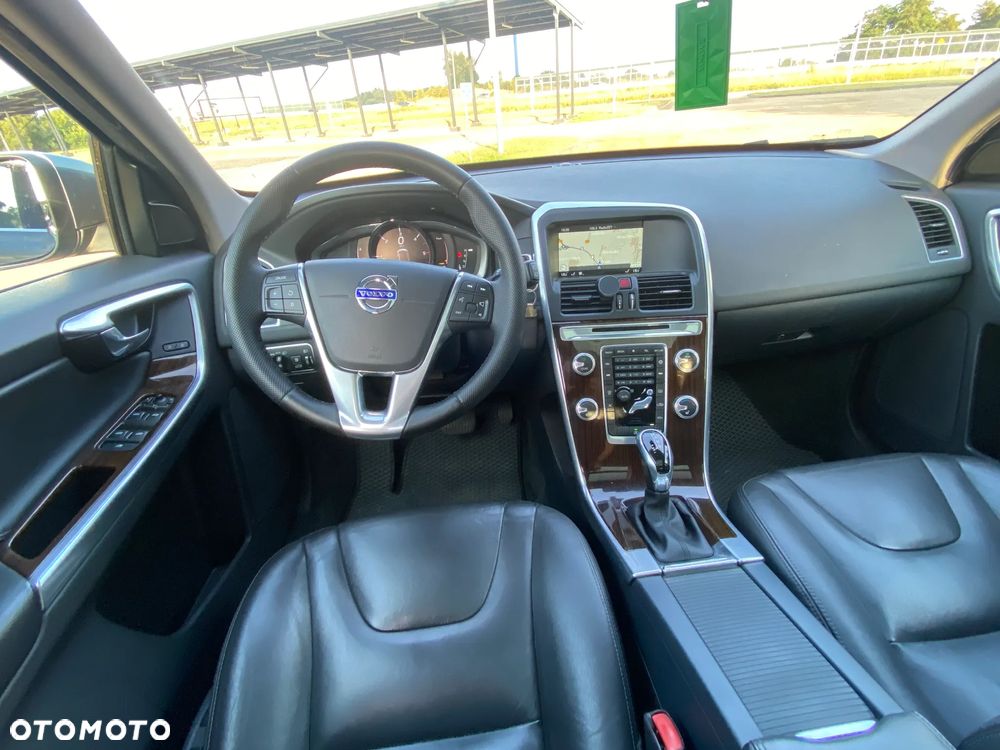 Volvo XC 60 D3 Drive-E Summum - 16