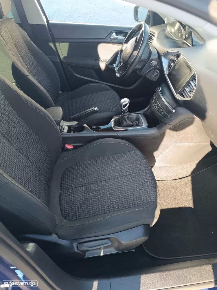 Peugeot 308 1.6 BlueHDi Allure - 22