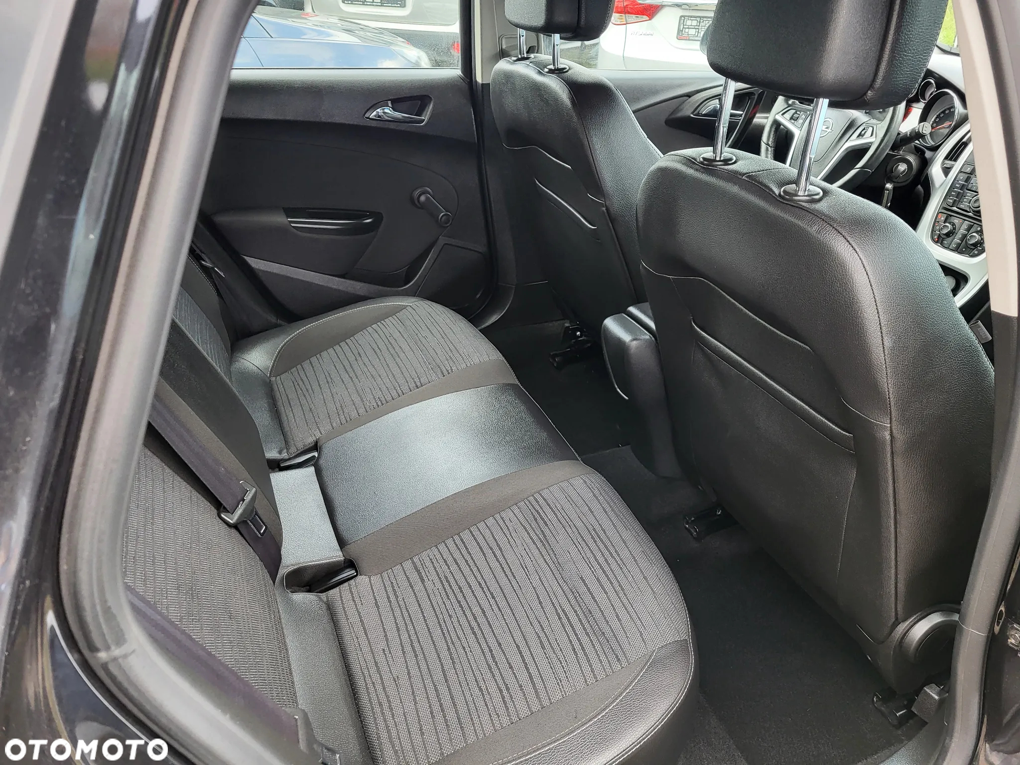 Opel Astra 1.4 Turbo ecoFLEX Start/Stop Exklusiv - 25