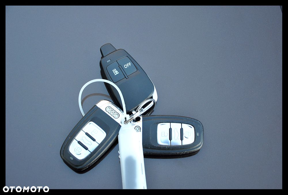 Audi A4 Avant 3.0 TDI DPF quattro S line Sportpaket (plus) - 33