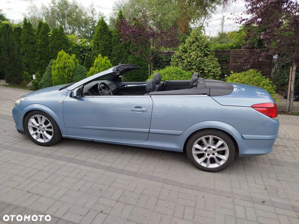 Opel Astra 1.8 Cosmo - 2