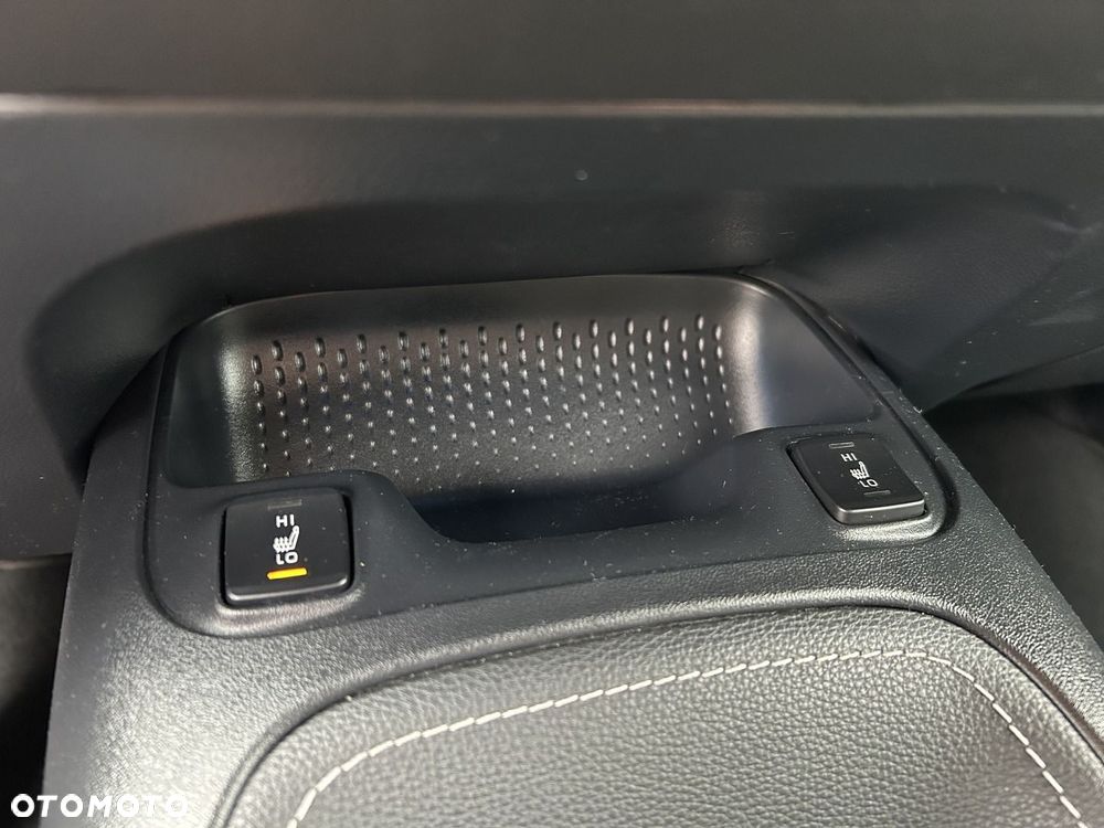 Toyota Corolla 2.0 Hybrid Comfort - 12