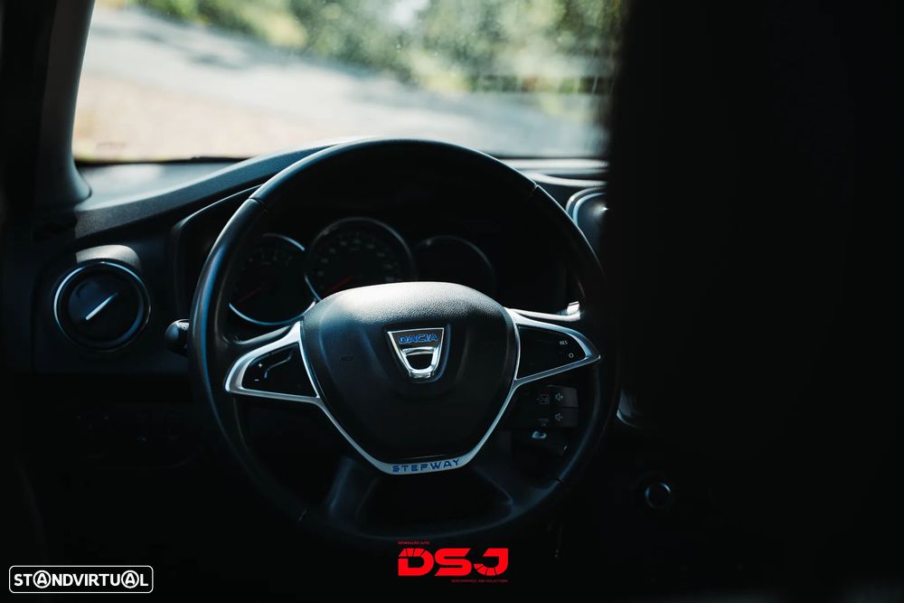 Dacia Sandero Stepway TCe 90 Easy-R Celebration - 6