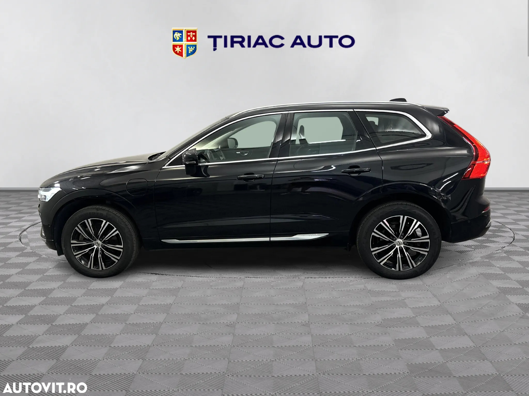 Volvo XC 60 T6 AWD Recharge Geartronic Inscription - 2