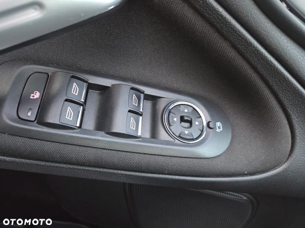 Ford S-Max 2.0 TDCi DPF Titanium - 20