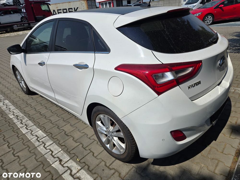 Hyundai i30 1.4 CRDi Intro Edition - 3