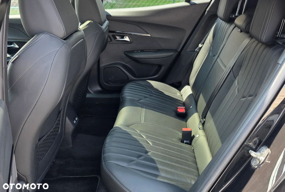 Peugeot 2008 1.5 BlueHDi GT S&S - 25