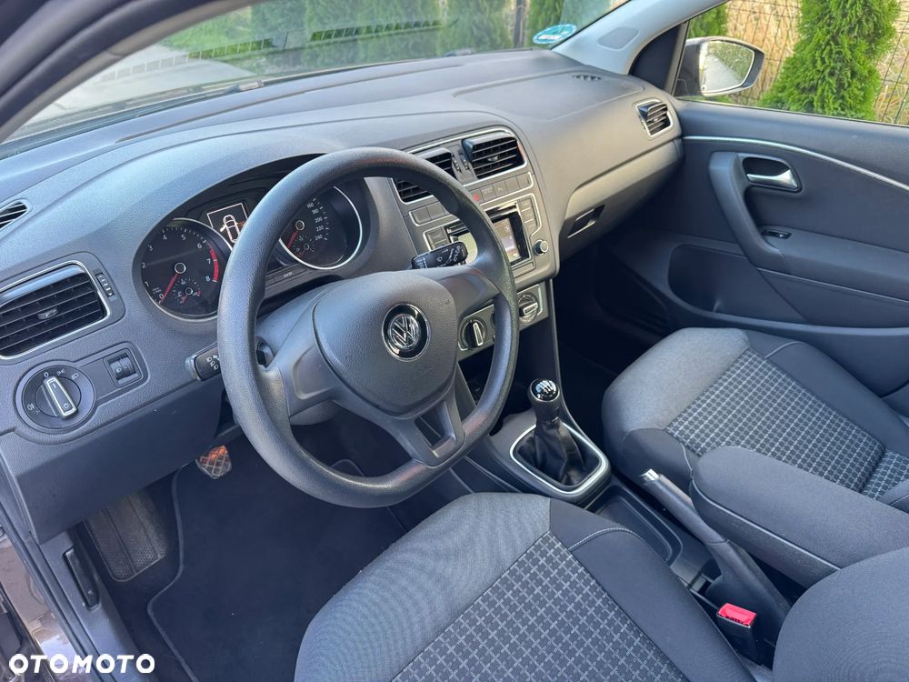 Volkswagen Polo 1.0 Comfortline - 6