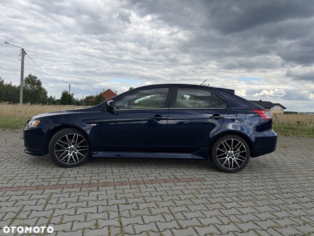 Mitsubishi Lancer 1.6 Invite - 5