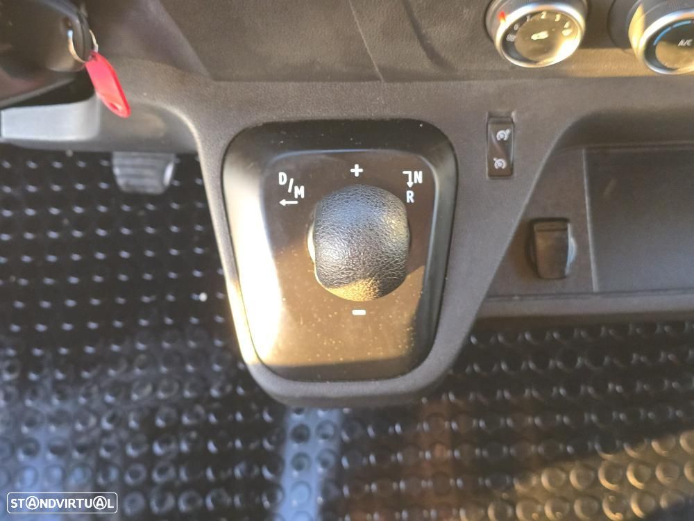 Renault Master 2.3 DCI Caixa Automatica Caixote 4m - 21