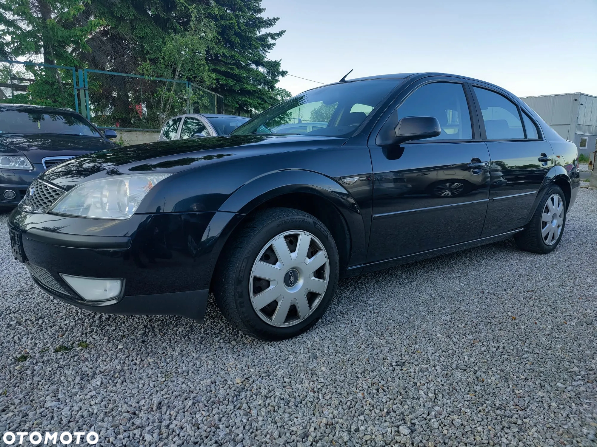 Ford Mondeo - 12