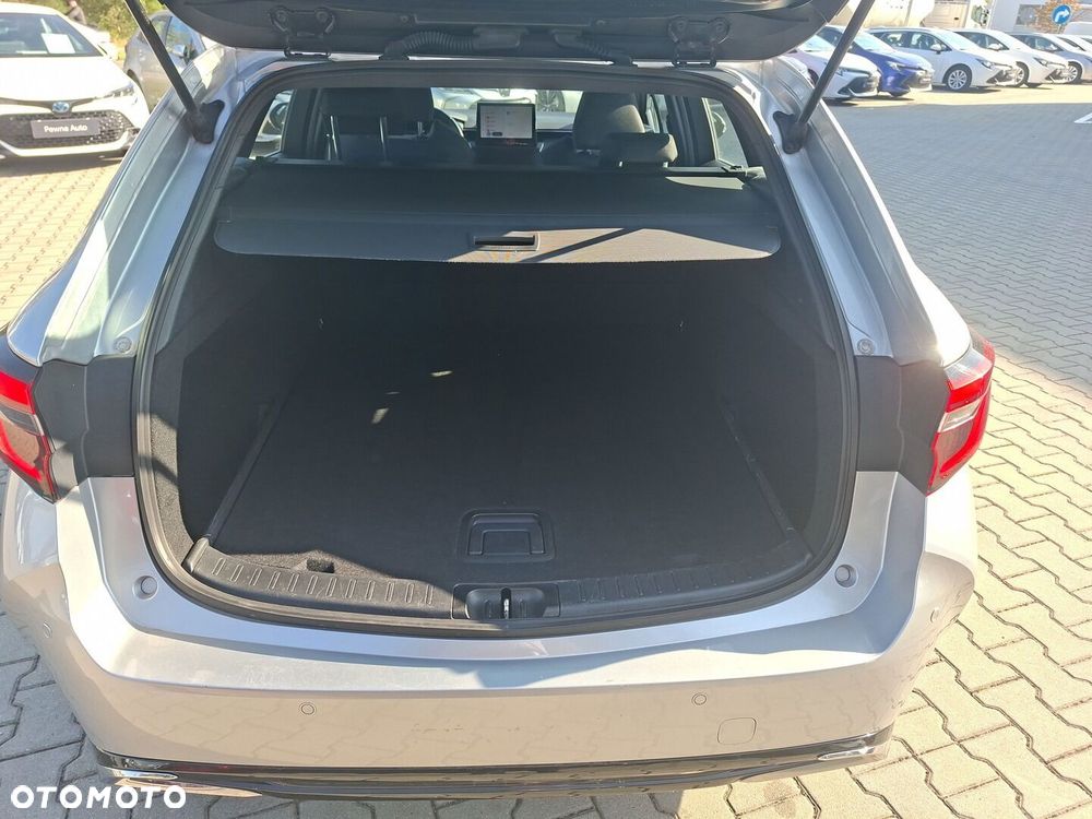 Toyota Corolla 1.8 Hybrid Comfort - 17