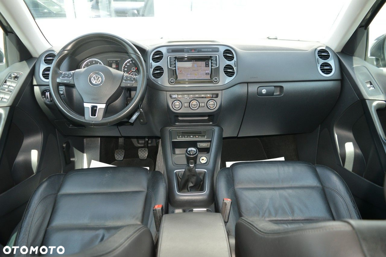 Volkswagen Tiguan - 2