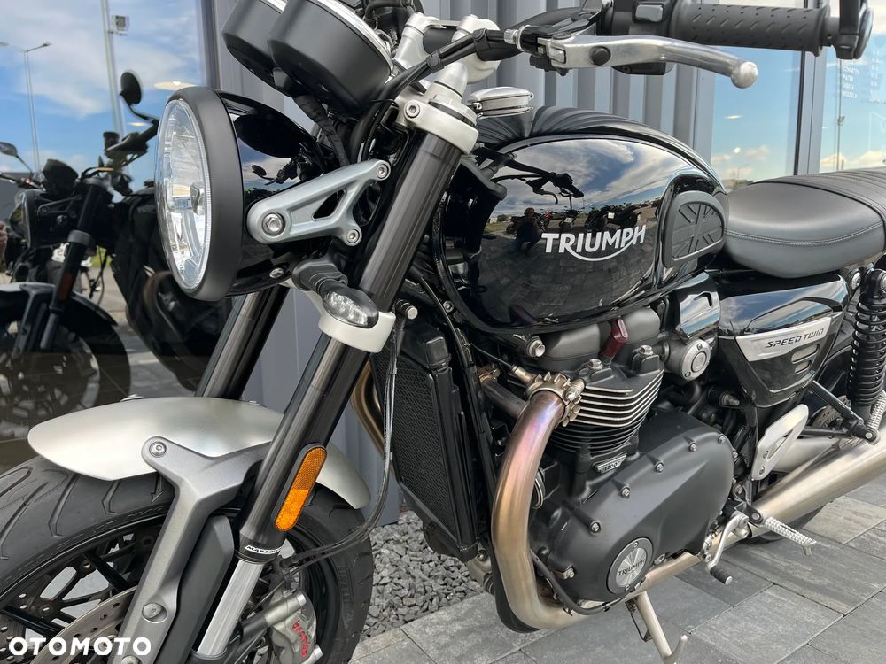Triumph Speed Twin - 5