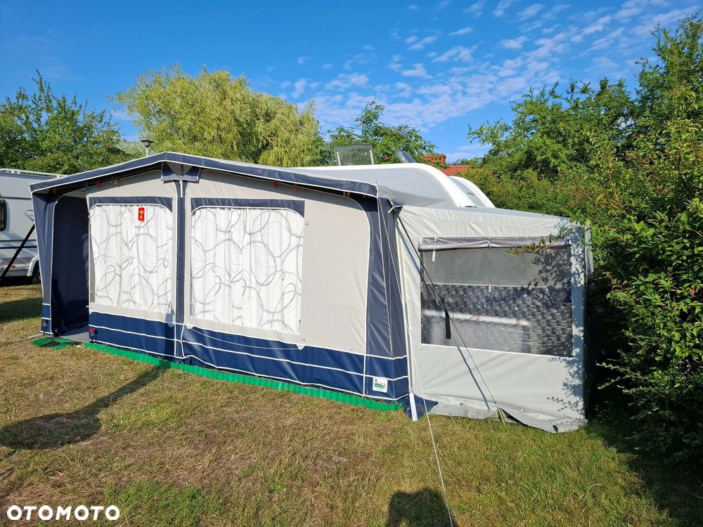 Hobby 460 UFE   De Luxe - 21