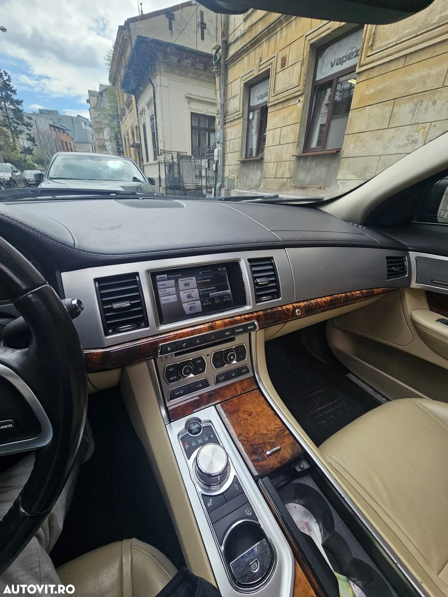 Jaguar XF - 7