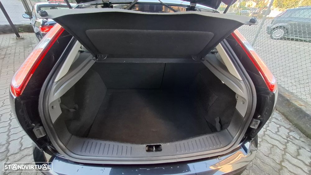 Ford Focus 1.6 TDCi Titanium - 43