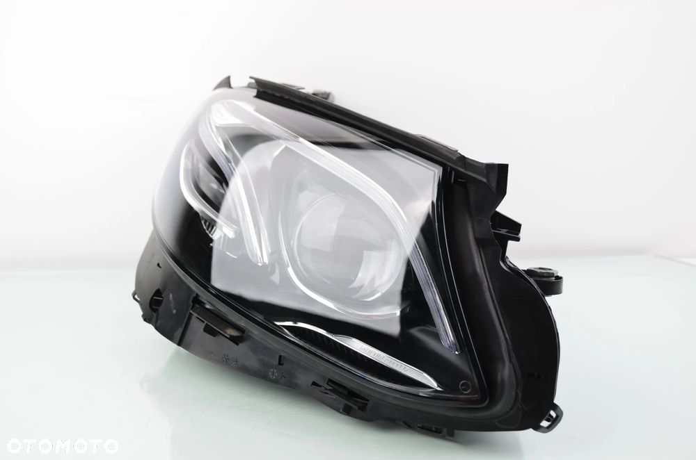 MERCEDES KLASA E W213 16+ PEŁNA WIELOWIĄZKOWA DIODA LED A2139062806 Prawy Przedni Oryginał - 2