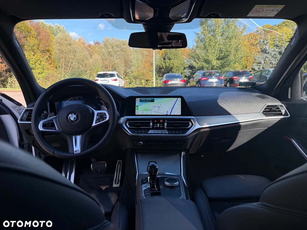 BMW Seria 3 320d xDrive M Sport sport - 28