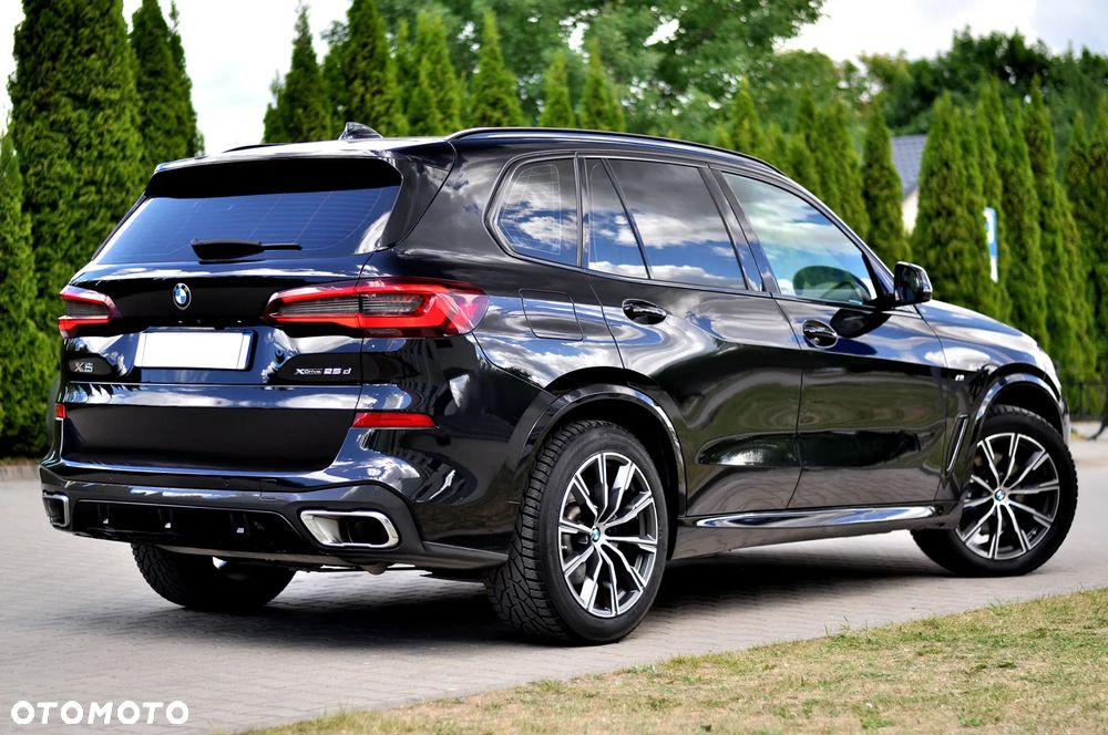 BMW X5 xDrive25d Sport-Aut - 7