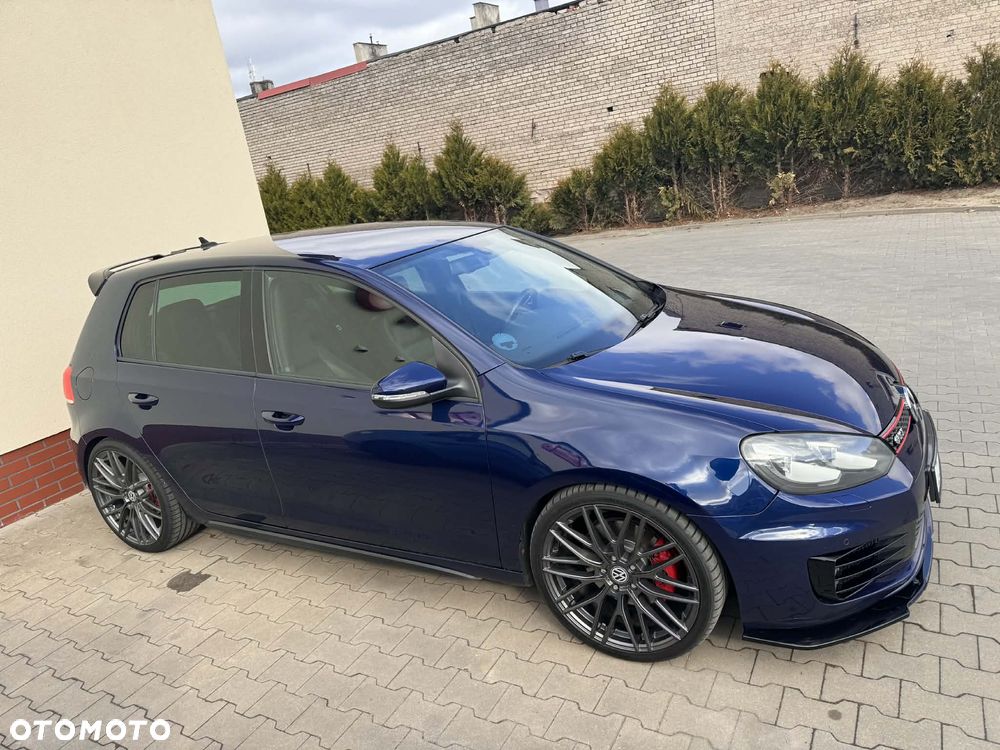 Volkswagen Golf - 9