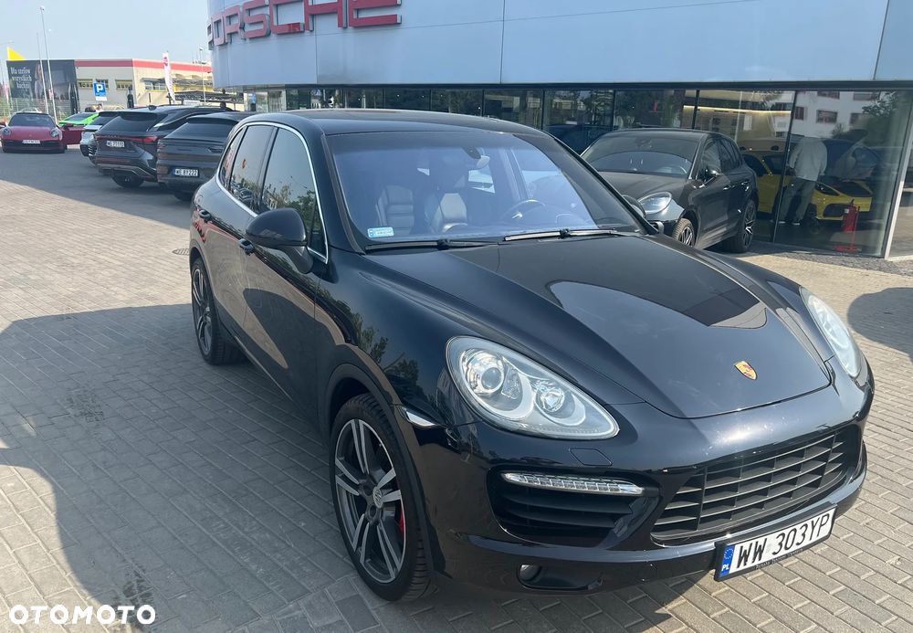 Porsche Cayenne Turbo - 2