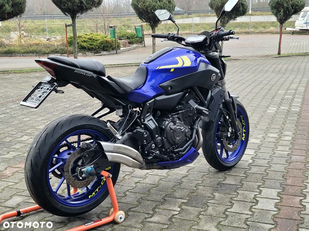 Yamaha MT - 21