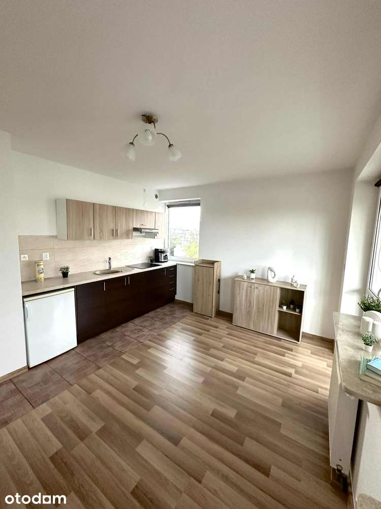 Metro Płocka, przestronne mieszkanie 32m2, loggia, od zaraz