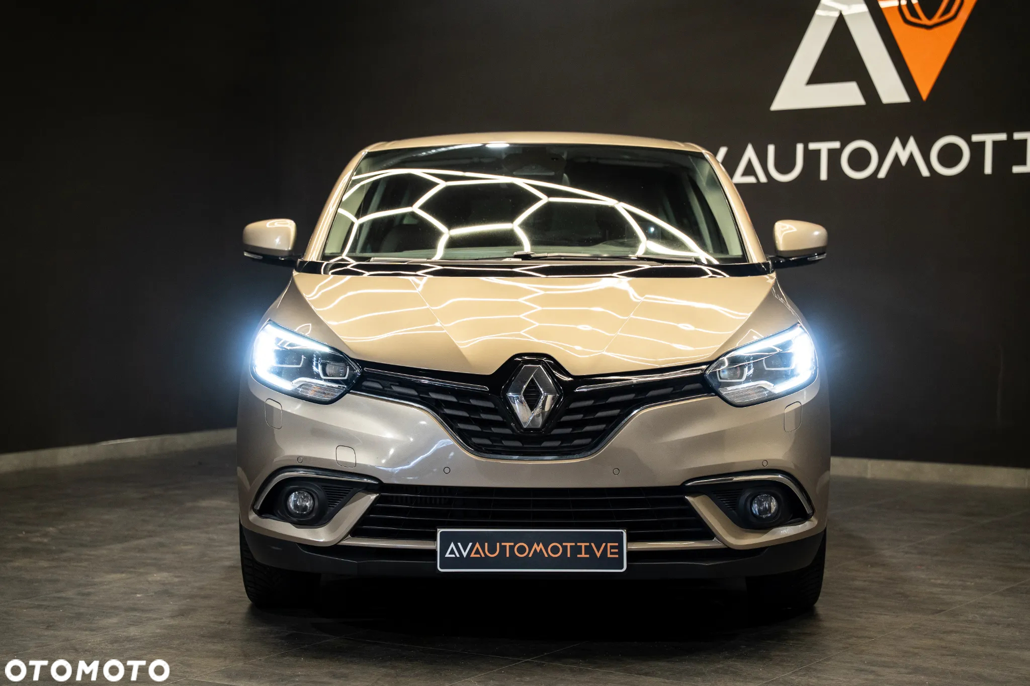 Renault Grand Scenic TCe 160 GPF EDC BOSE EDITION - 3