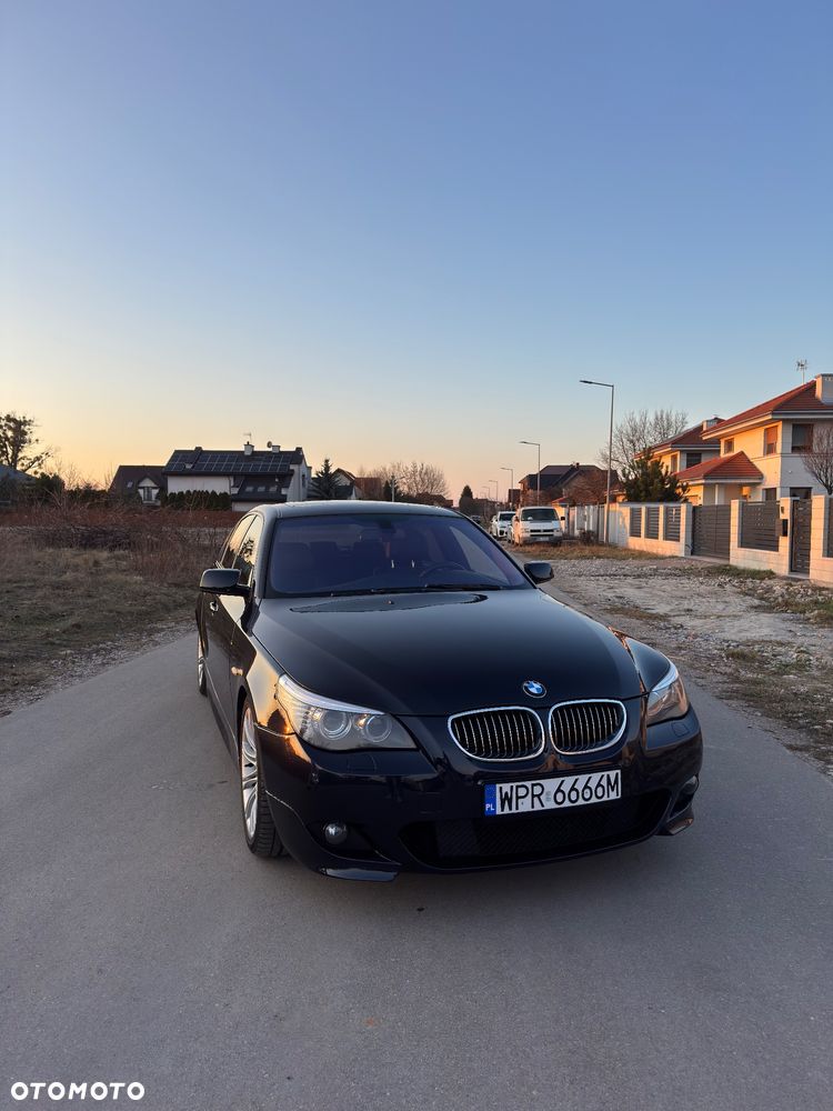 BMW Seria 5 525i Edition Sport - 2