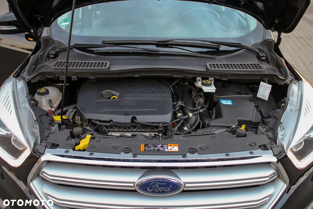 Ford Kuga 1.5 EcoBoost 2x4 Titanium - 39