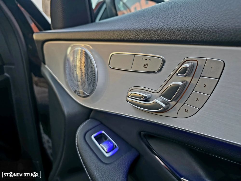 Mercedes-Benz GLC 300 de Coupe 4Matic 9G-TRONIC AMG Line Plus - 34