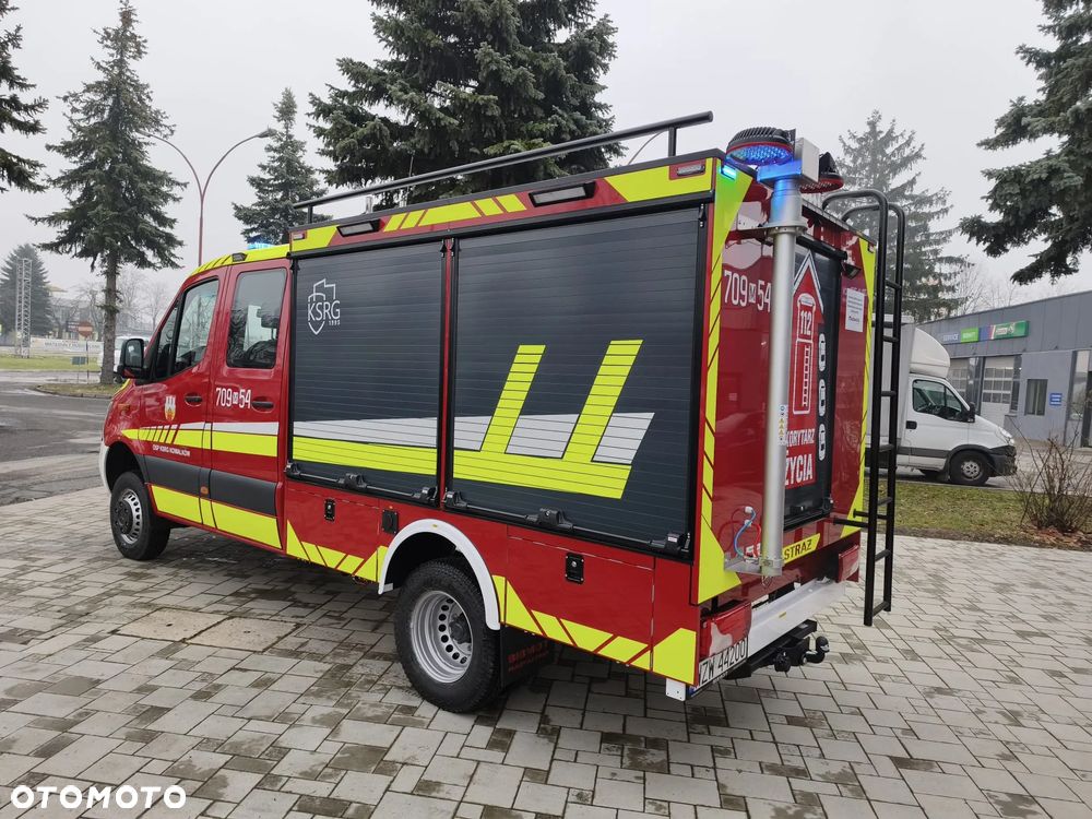 Mercedes-Benz Sprinter 4x4 - 7