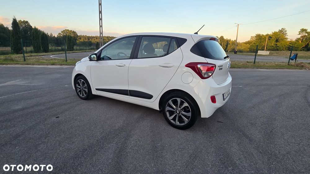 Hyundai i10 1.0 BlueDrive Premium - 15