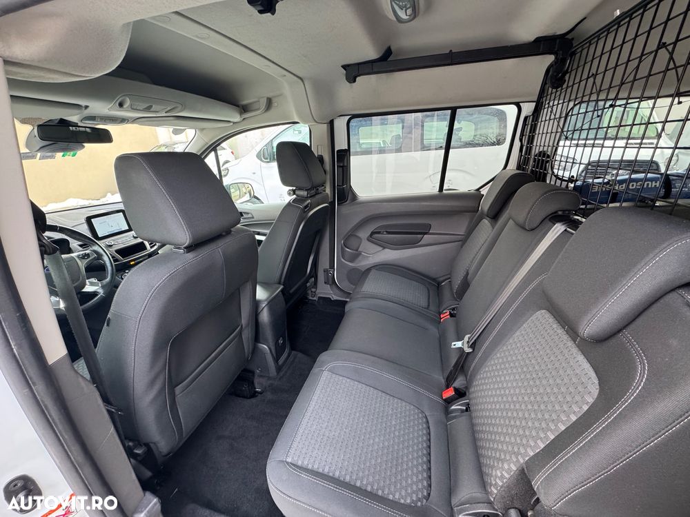 Ford Transit Connect - 14