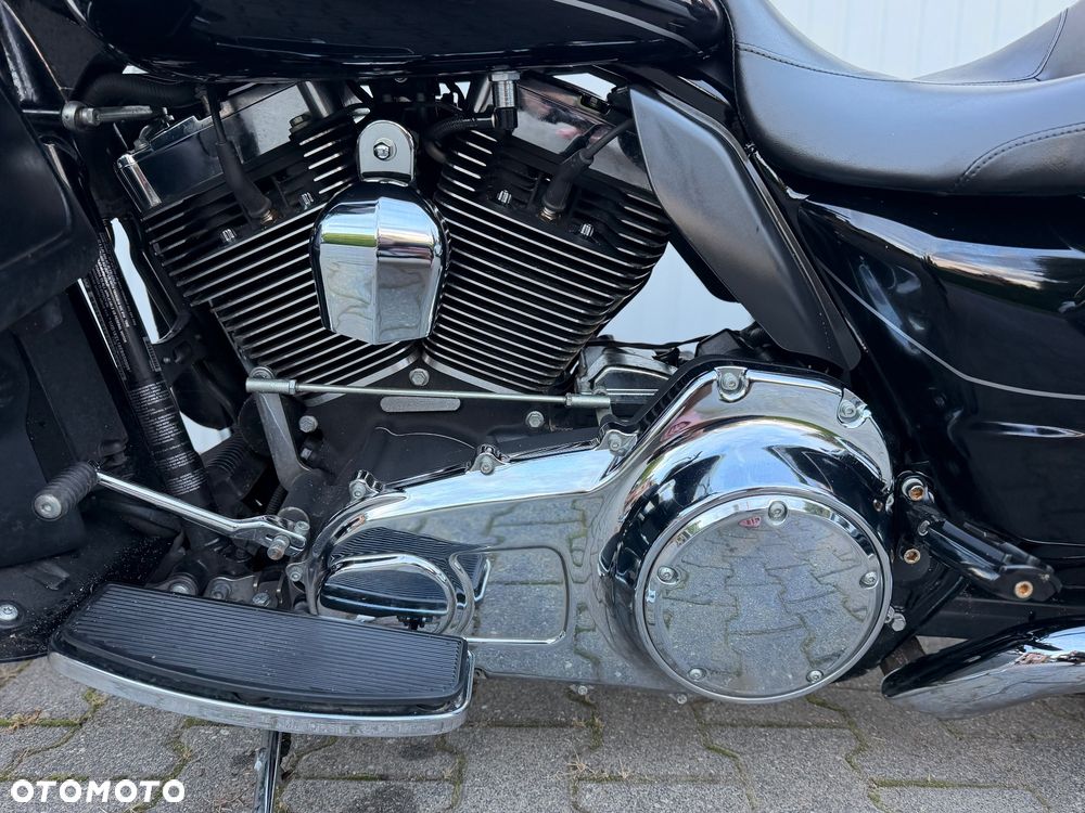 Harley-Davidson Touring Electra Glide - 17