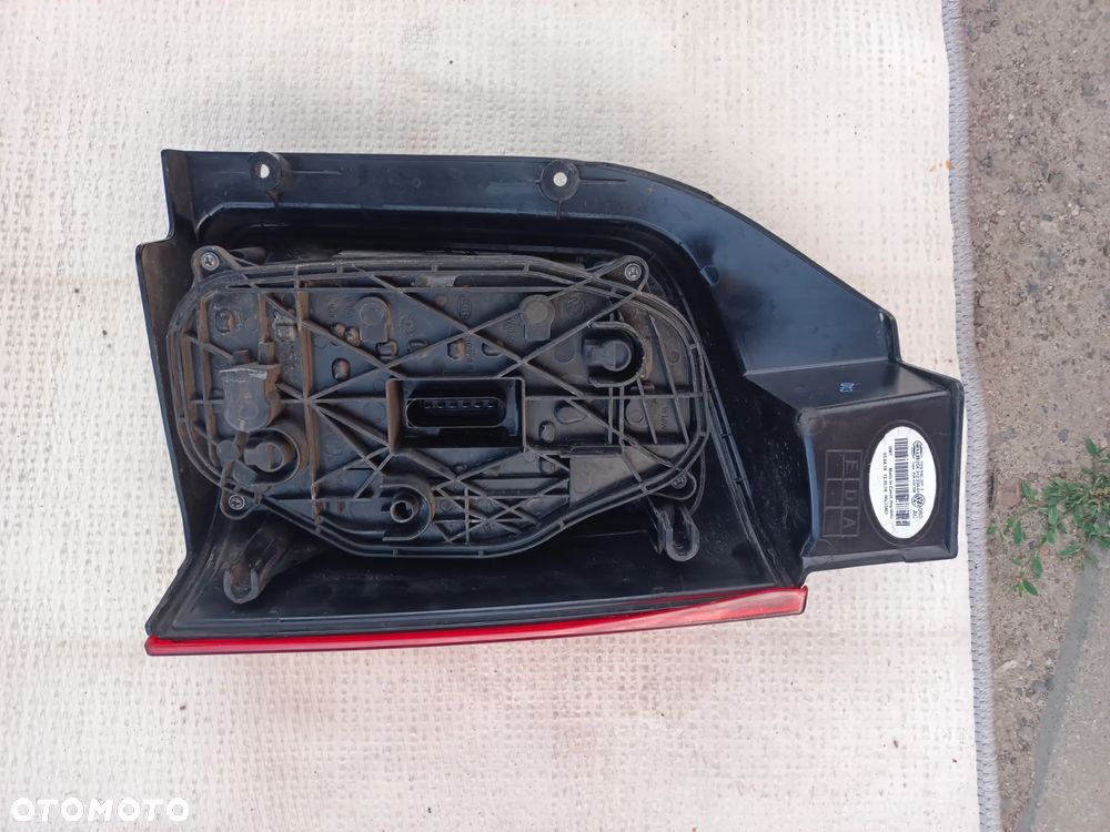Volkswagen T6 lampa tył lewy lewa drzwi - 2