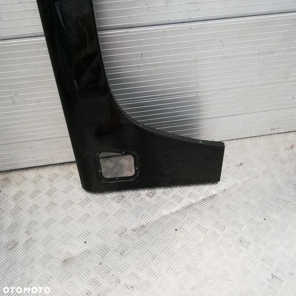 E368 LAND ROVER  Defender 99- PRAWY BŁOTNIK - 3