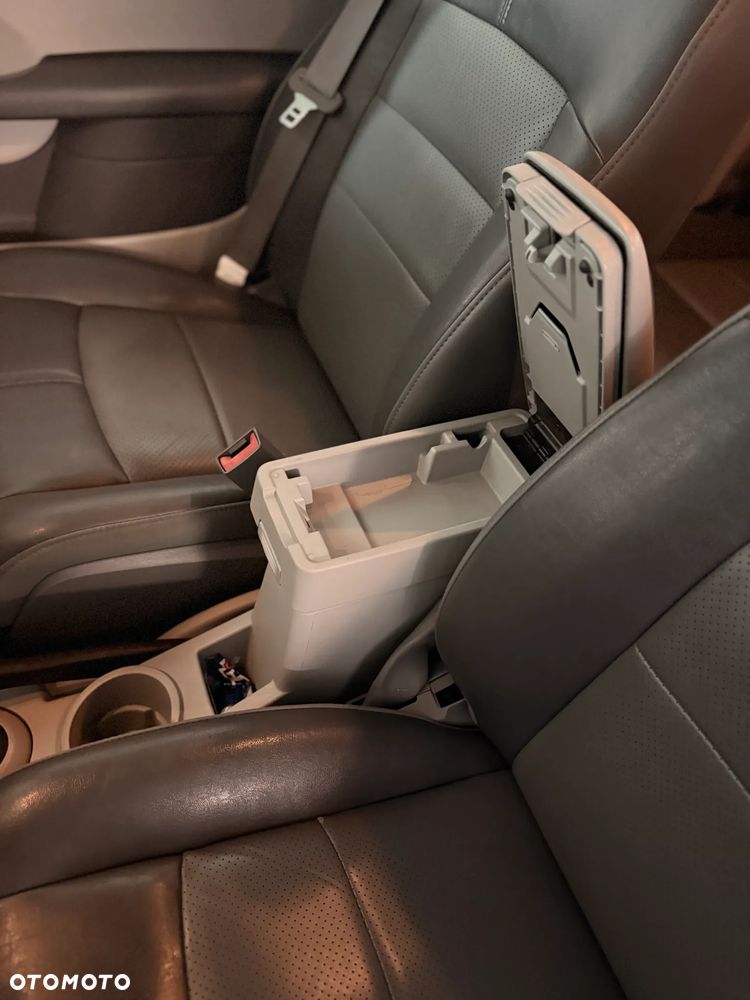 Chrysler PT Cruiser - 10