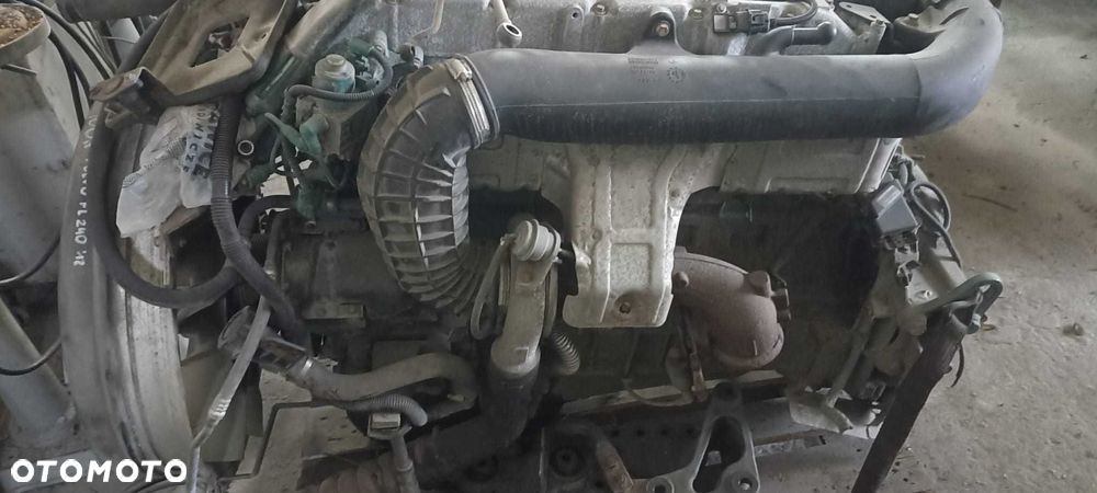 Silnik na części od Volvo D7F 181kw - 2