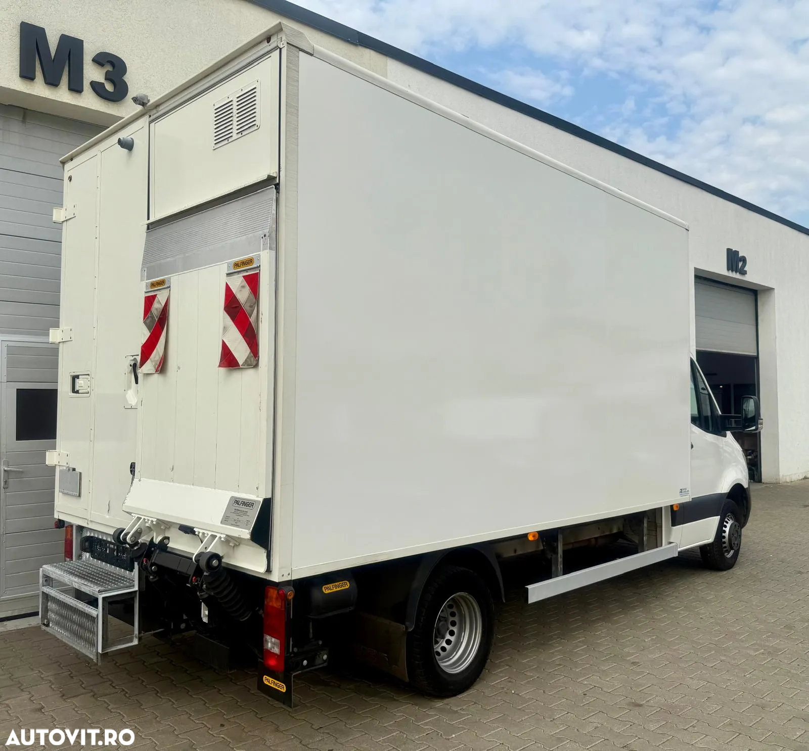 Mercedes-Benz Sprinter - 3