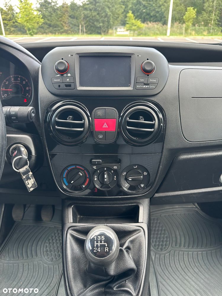 Fiat Qubo - 12